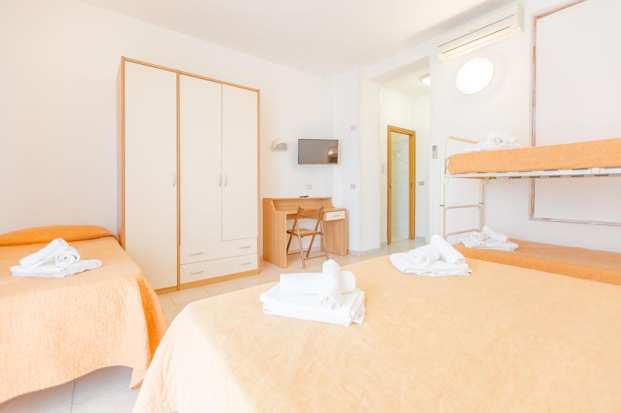 Hotel Marylise Rimini Esterno foto
