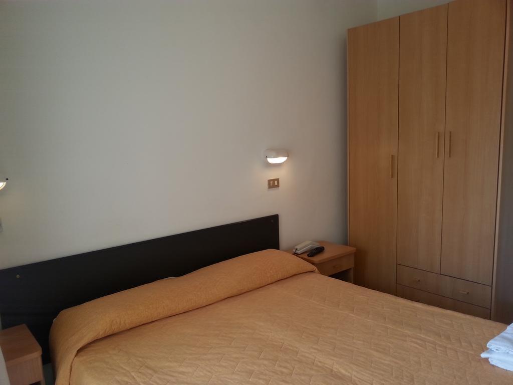 Hotel Marylise Rimini Esterno foto