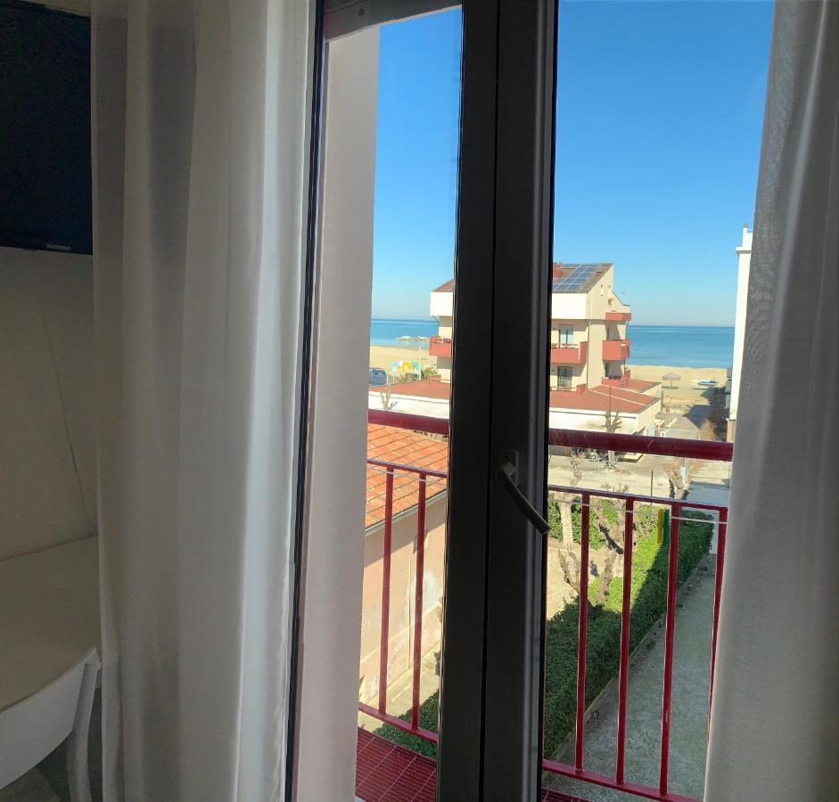 Hotel Marylise Rimini Esterno foto