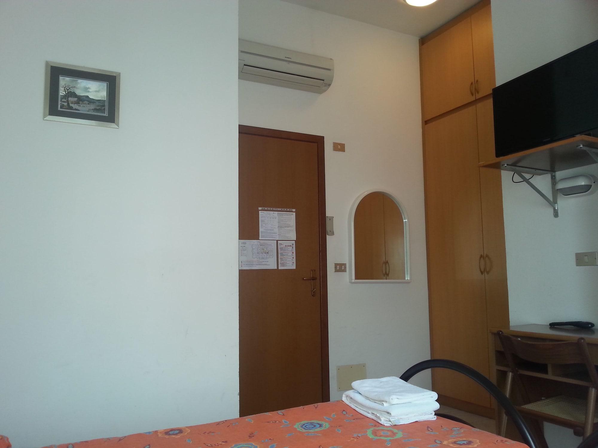Hotel Marylise Rimini Esterno foto