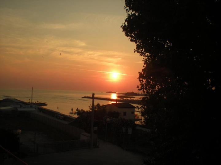 Hotel Marylise Rimini Esterno foto